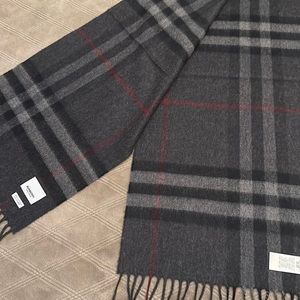 Charcoal Burberry scarf